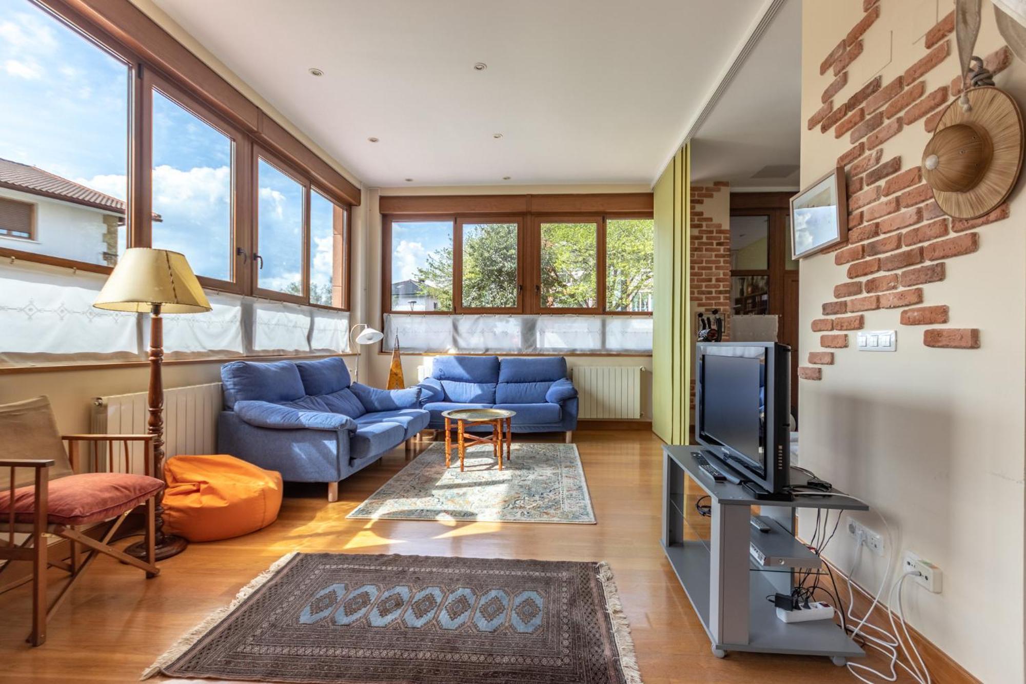 Ganburu By People Apartment